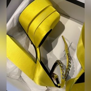 Versace Medusa Aevitas platform pumps